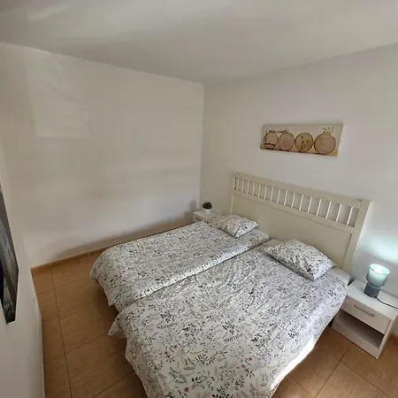 Apartamento Jacaranda Close To The Beach, Sea-view, Pool, Wifi, Sat-tv