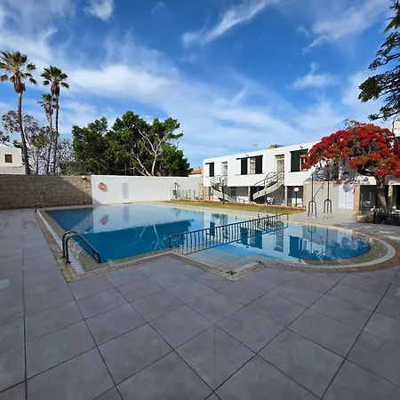 Jacaranda Close To The Beach, Sea-view, Pool, Wifi, Sat-tv Lejlighed *
