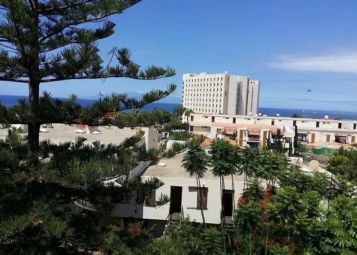 Appartement Jacaranda Close To The Beach, Sea-view, Pool, Wifi, Sat-tv *