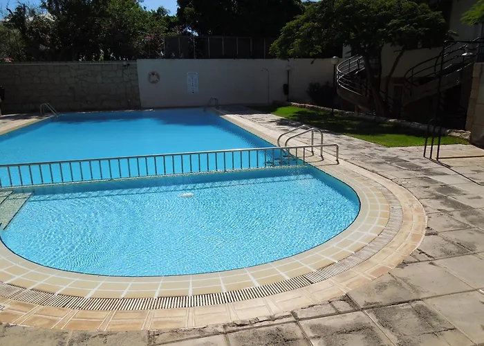 Jacaranda Close To The Beach, Sea-view, Pool, Wifi, Sat-tv *