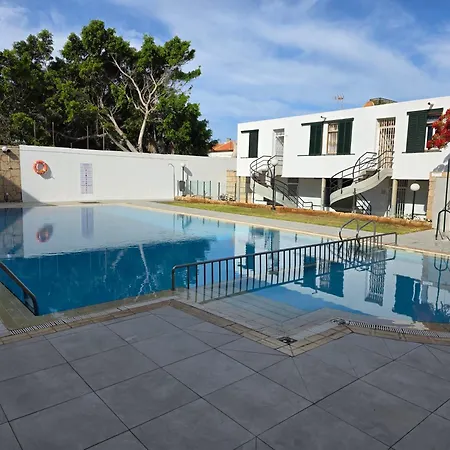 公寓 Jacaranda Close To The Beach, Sea-view, Pool, Wifi, Sat-tv *