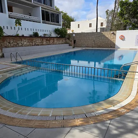 Jacaranda Close To The Beach, Sea-view, Pool, Wifi, Sat-tv * 阿罗纳