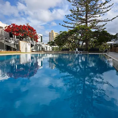 Jacaranda Close To The Beach, Sea-view, Pool, Wifi, Sat-tv Apartment