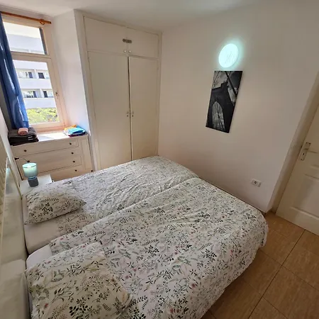 Jacaranda Close To The Beach, Sea-view, Pool, Wifi, Sat-tv *