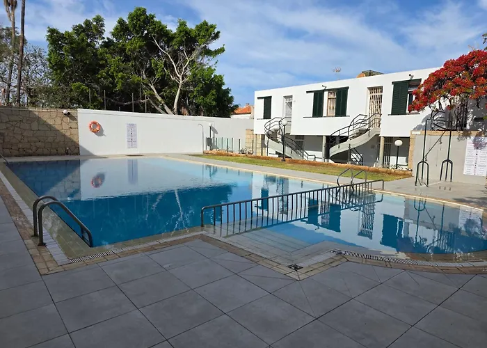 Daire Jacaranda Close To The Beach, Sea-view, Pool, Wifi, Sat-tv *