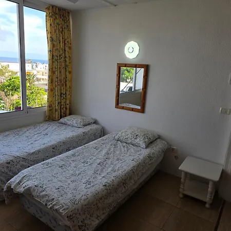 Jacaranda Close To The Beach, Sea-view, Pool, Wifi, Sat-tv